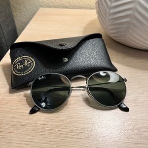 Circle Raybans